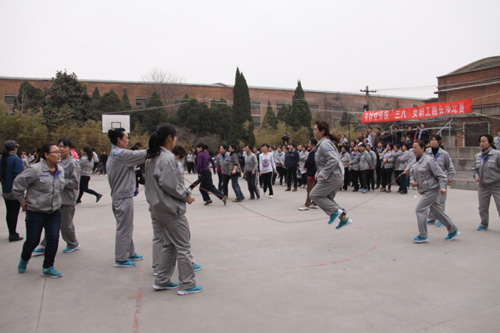 跳長(cháng)繩比賽